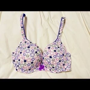**NWOT**Body by Victoria Push-up Bra.
